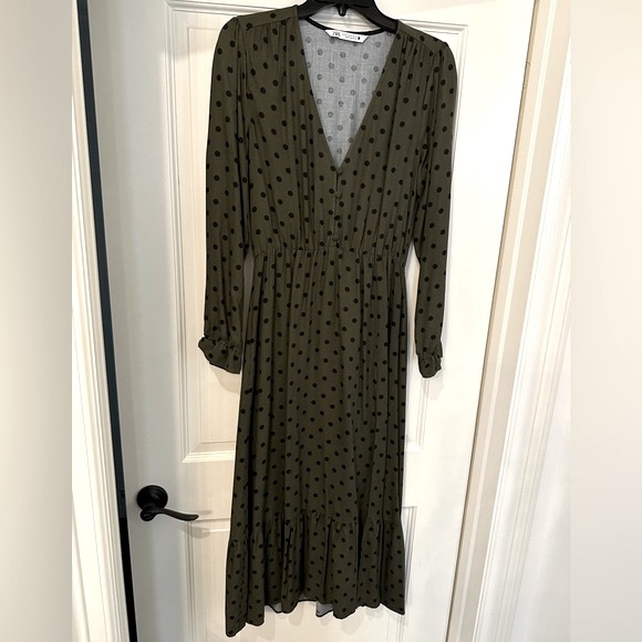 Zara long sleeve maxi dress with polka dots - Picture 2 of 6